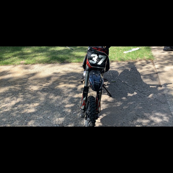 Great bike fun to ride fast good starter bike - Picture 3 of 7